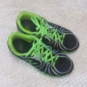 New balance green sneakers